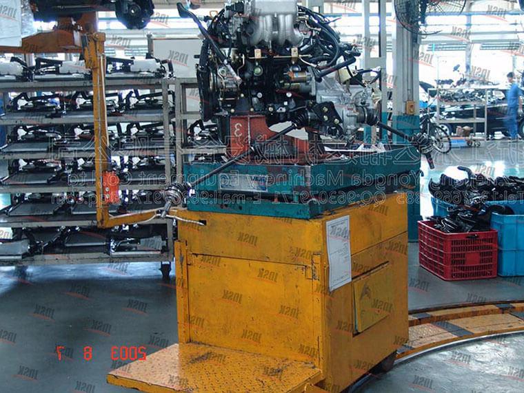 Engine assisted hydraulic trolley